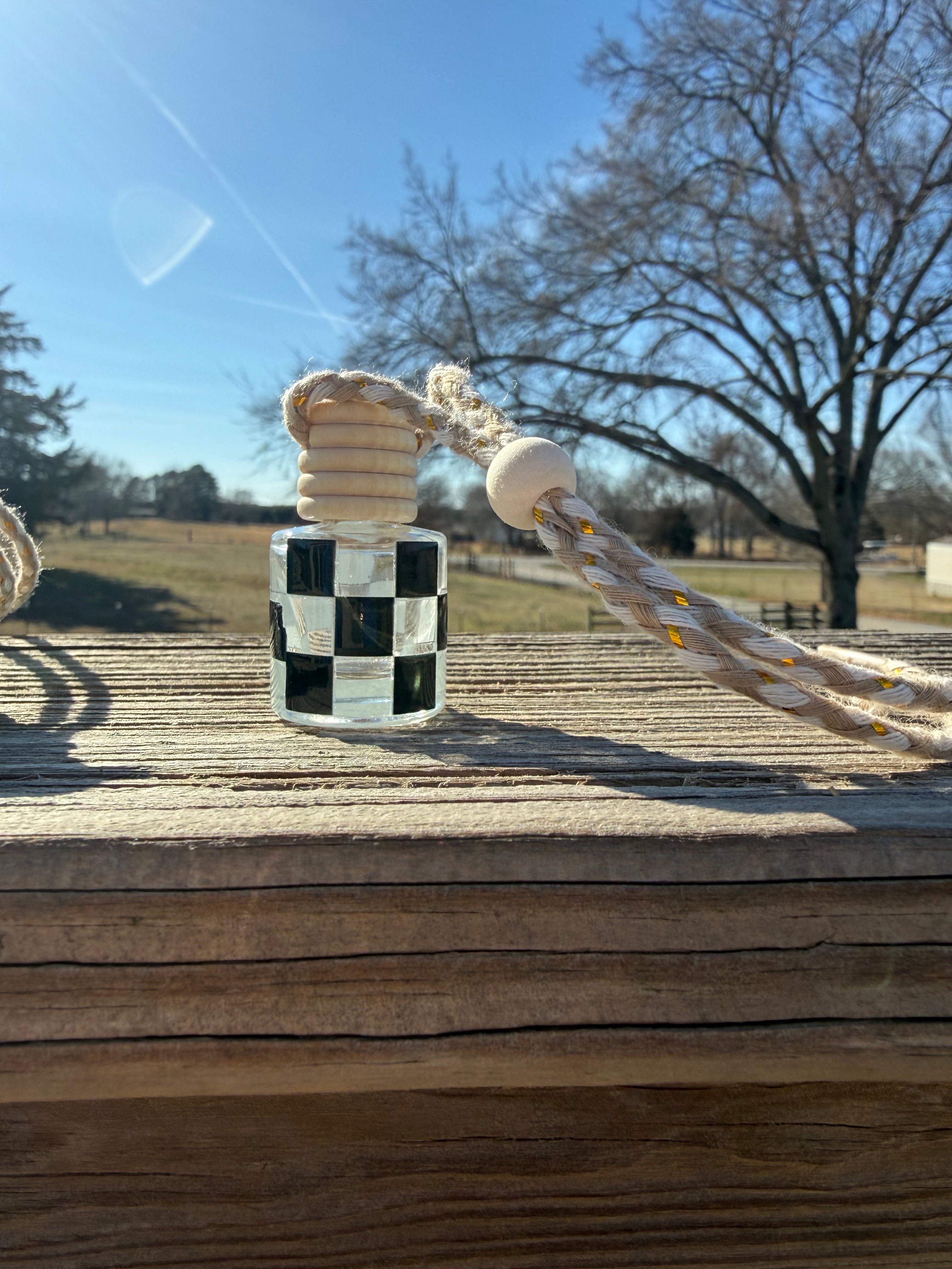 Diffuser Wrap: Black Checkered