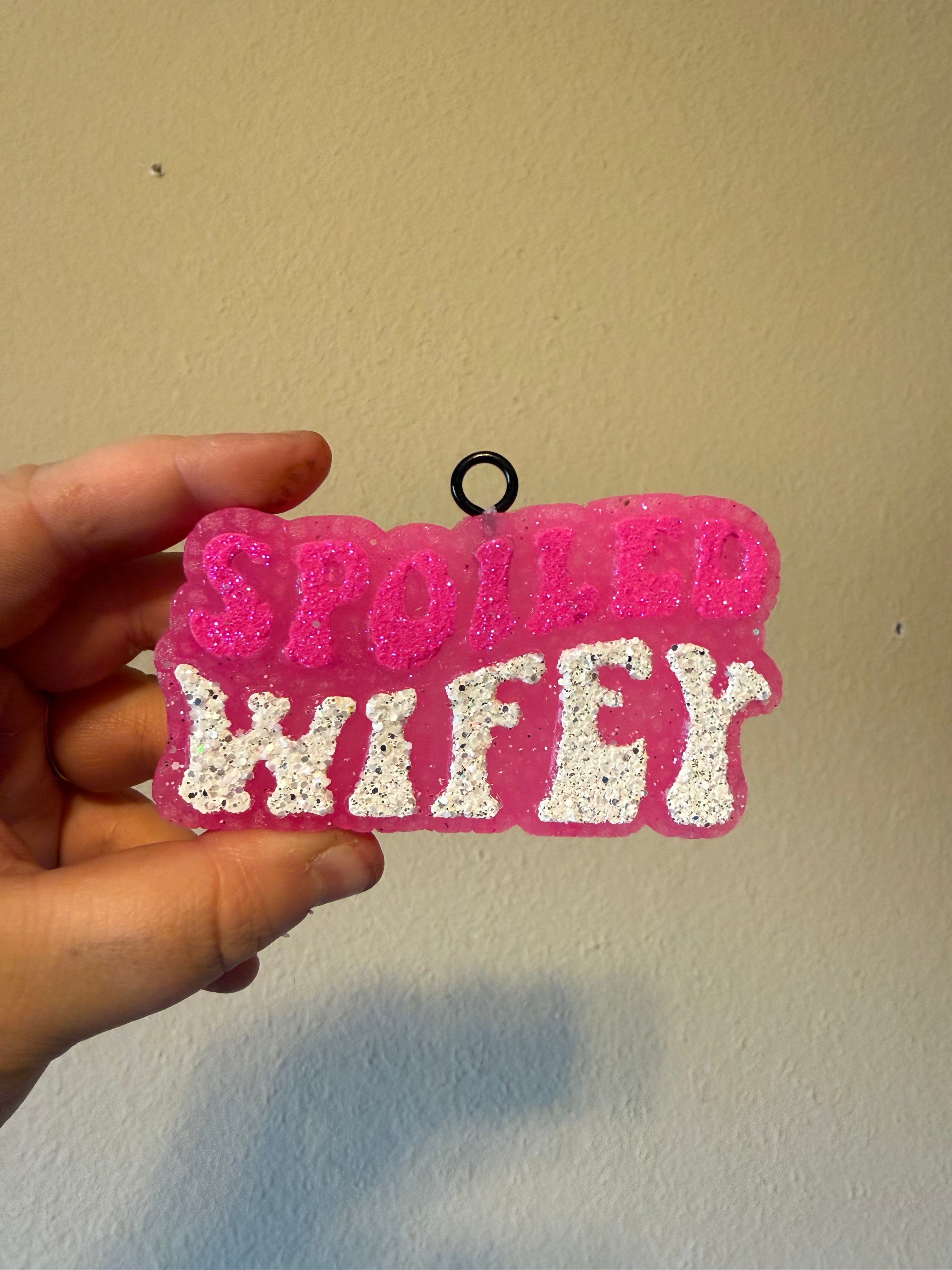 CUSTOM: Spoiled Wifey